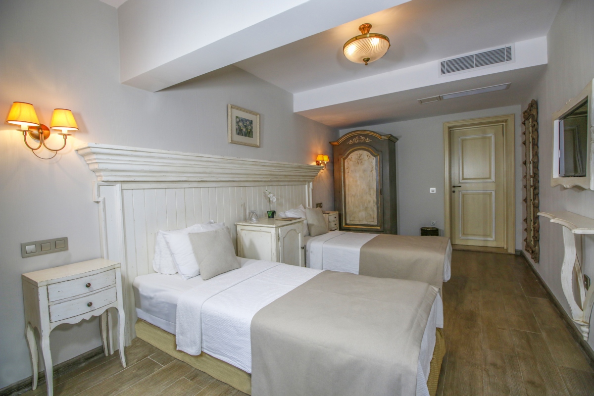 Standart Deniz Manzaralı Oda